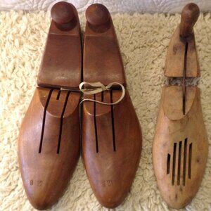 VTG/ANT Shoe Stretchers; Forms. Wooden, Eclectic Decor, Brooks Bros; Cabincore
